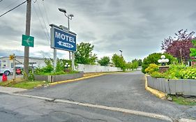 Motel R-100 Longueuil 2* Canada